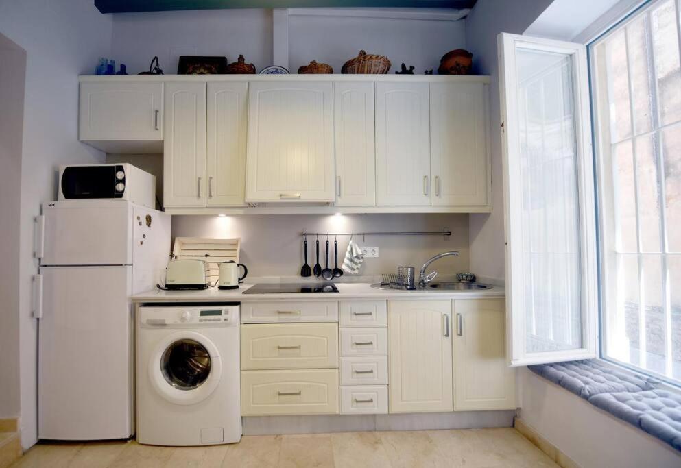 Alegria Sevilla Urban Екстериор снимка