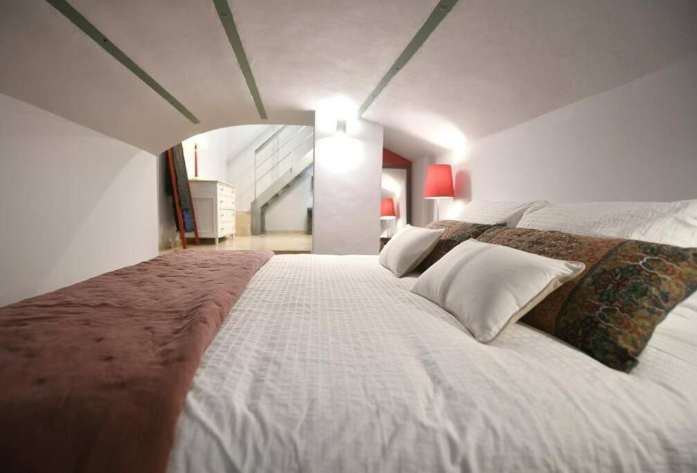 Alegria Sevilla Urban Екстериор снимка